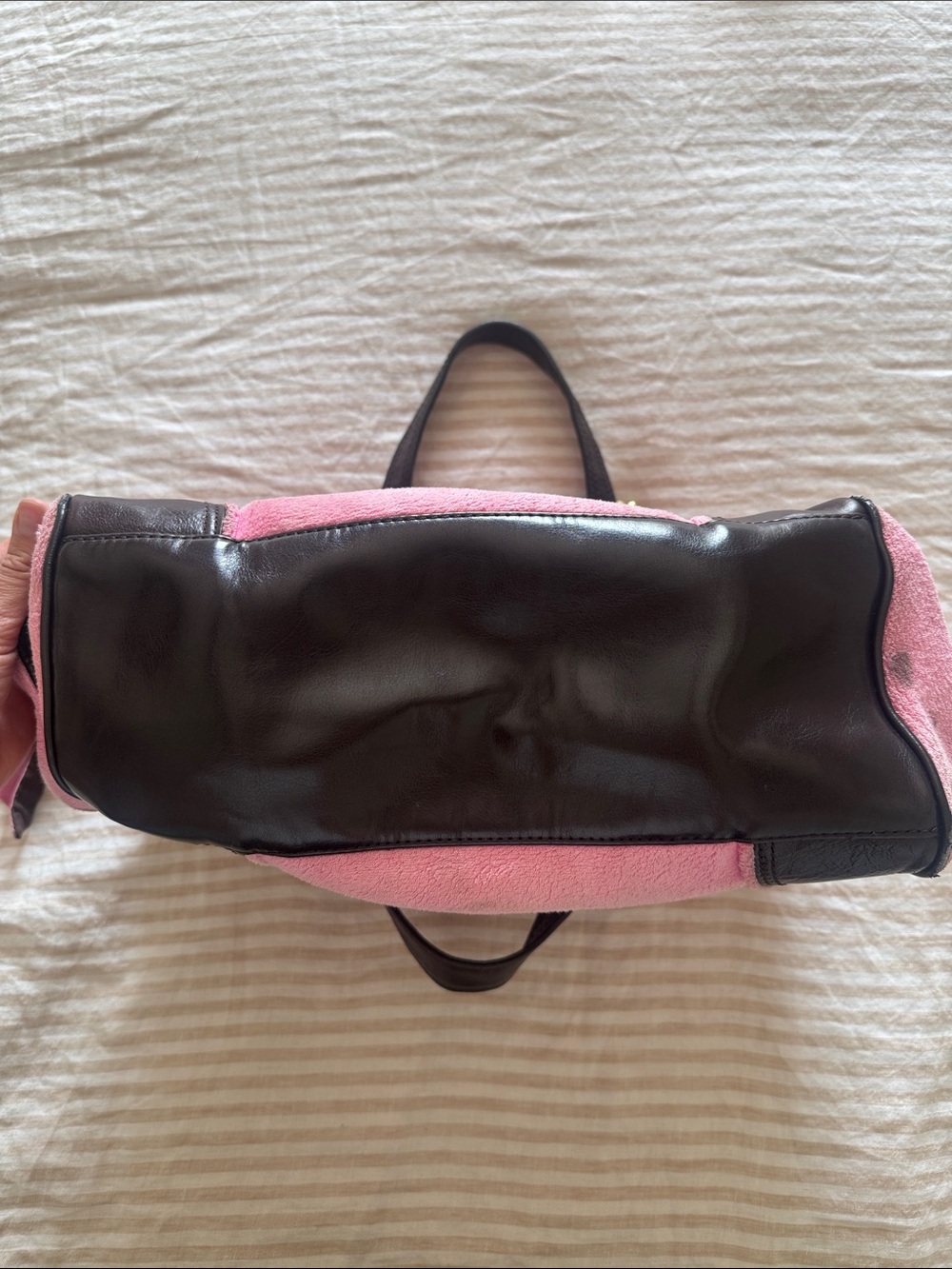 Vintage RARE Juicy Couture Pink Shoulder Bag with Dark Brown Trim and Charm - Picture 8 of 12